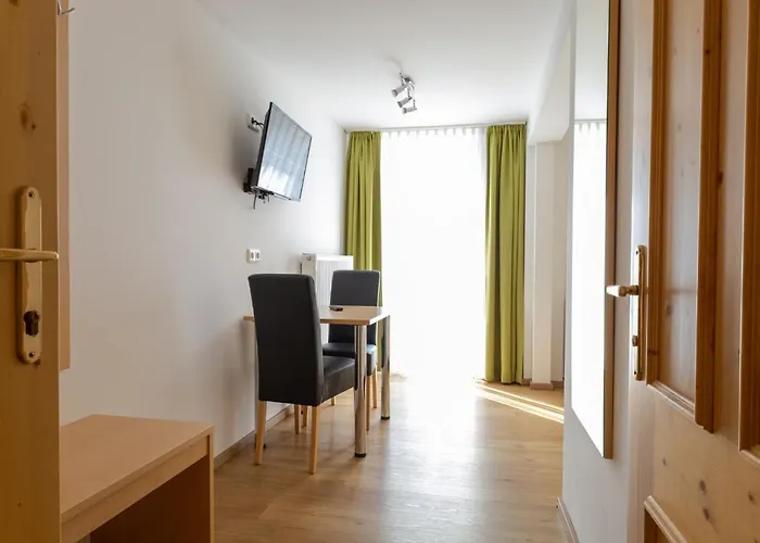 Gasthof-pension Riedl Гостевой дом Vocklamarkt